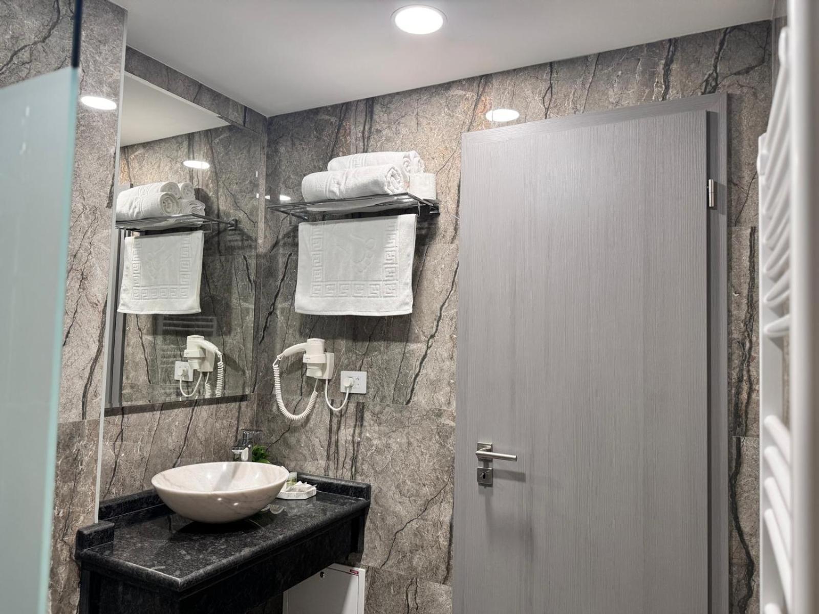 Hanul Domnesc Imperial Hotel & Spa Călan Εξωτερικό φωτογραφία