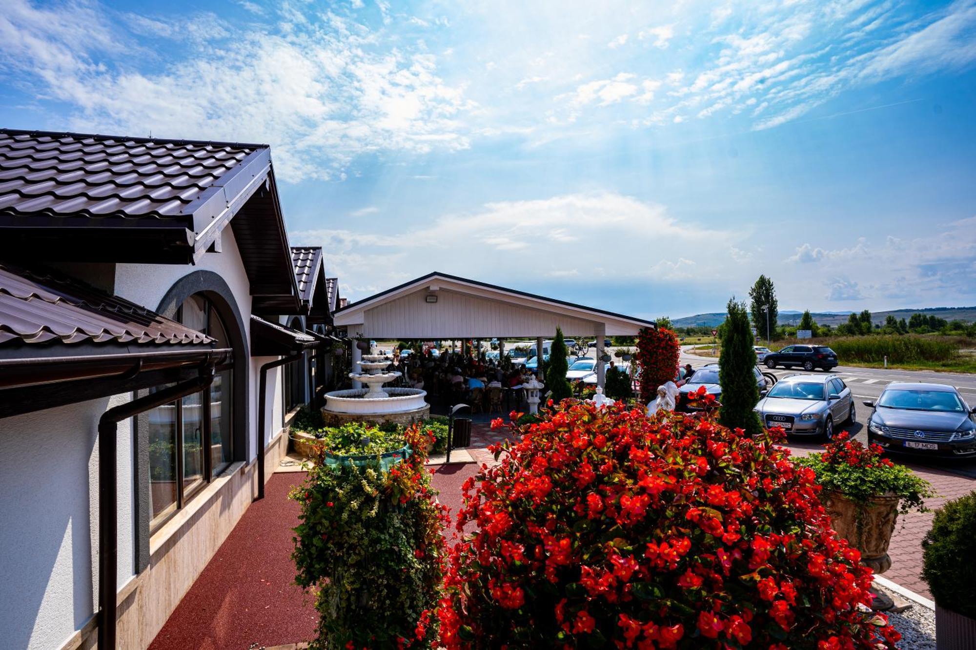 Hanul Domnesc Imperial Hotel & Spa Călan Εξωτερικό φωτογραφία